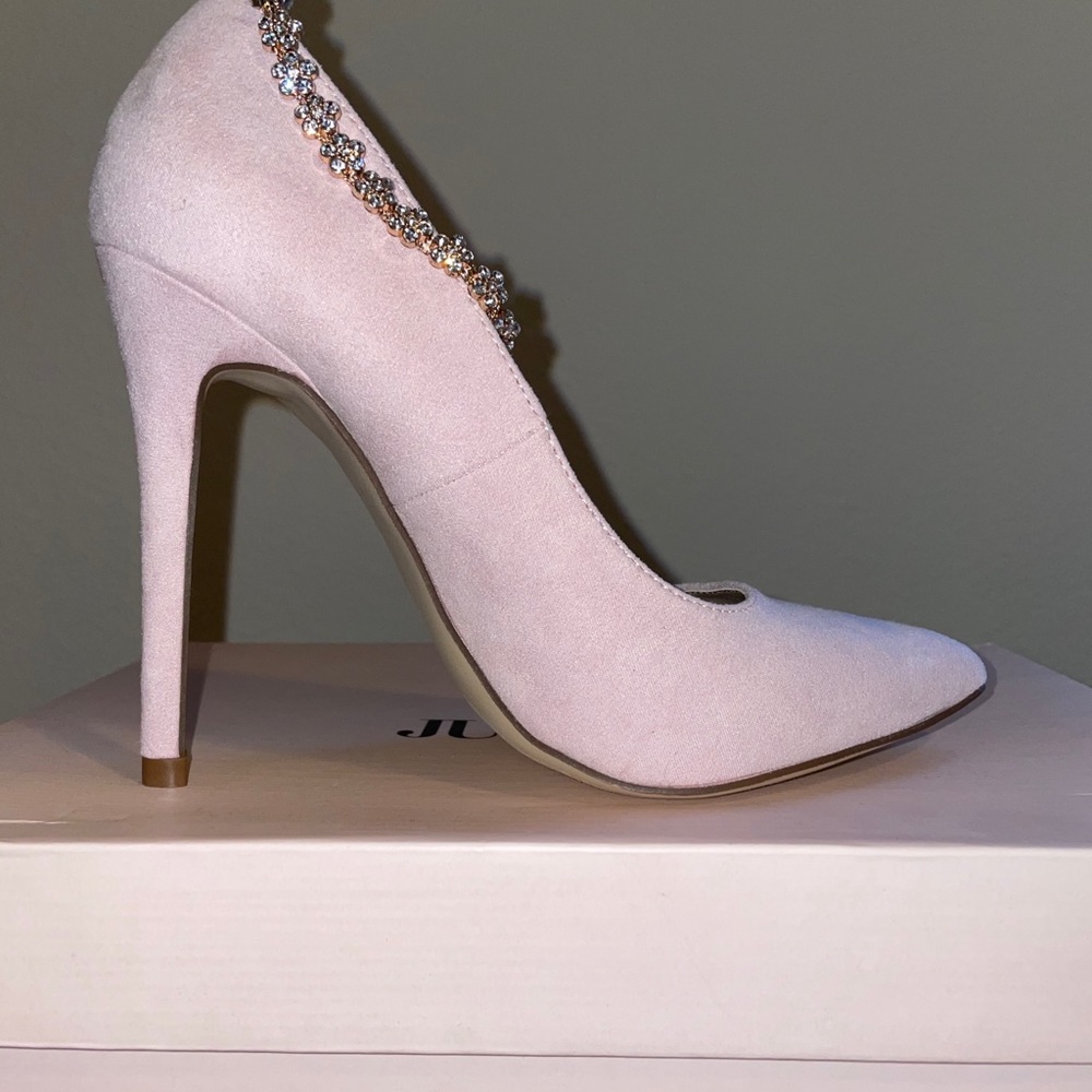 Brand new JustFab pink heels